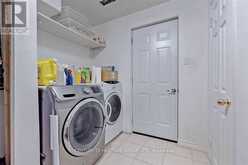 35 CLIFF GUNN ROAD | Newmarket Ontario | Slide Image Thirty-one