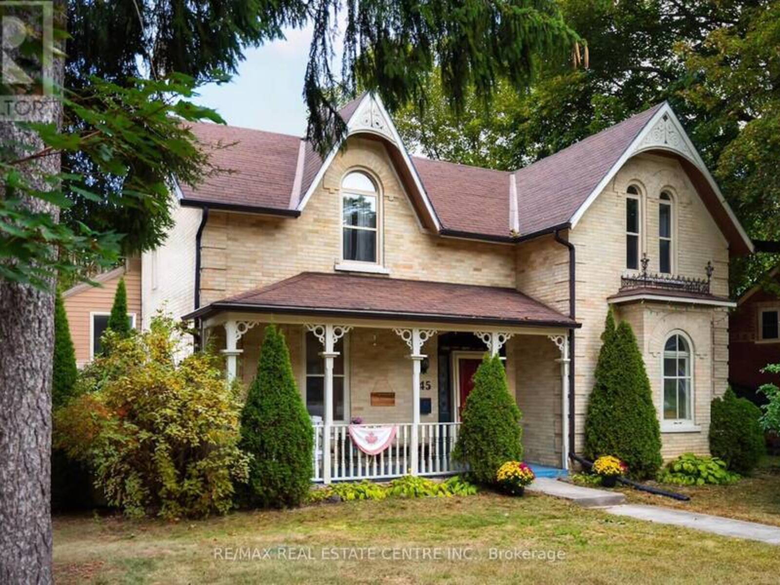245 BRIDGE STREET, Fergus, Ontario N1M 1T7
