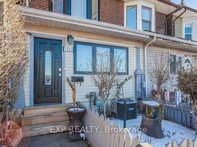 1231 BATHURST STREET Toronto Ontario, M5R 3H3 - Multi-family Home For Sale