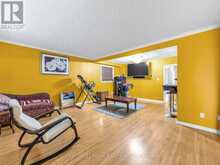 121 JANRAY DRIVE | Toronto Ontario | Slide Image Four