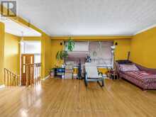 121 JANRAY DRIVE | Toronto Ontario | Slide Image Eight