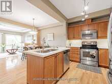 614 MCBEAN AVENUE N | Newmarket Ontario | Slide Image Eighteen