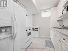 614 MCBEAN AVENUE N | Newmarket Ontario | Slide Image Thirty-two