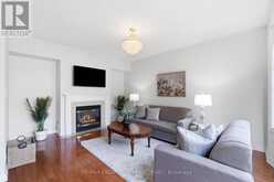 2241 GLAZEBROOK CIRCLE | Oakville Ontario | Slide Image Eighteen