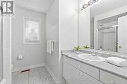 2241 GLAZEBROOK CIRCLE | Oakville Ontario | Slide Image Thirty-five