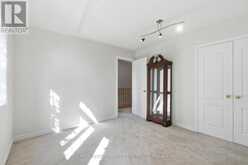 2241 GLAZEBROOK CIRCLE | Oakville Ontario | Slide Image Thirty-seven