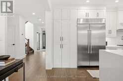 420 OAKWOOD DRIVE | Burlington Ontario | Slide Image Ten