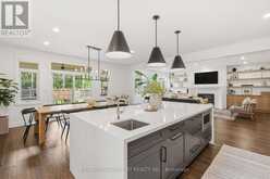 420 OAKWOOD DRIVE | Burlington Ontario | Slide Image Thirteen