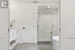 420 OAKWOOD DRIVE | Burlington Ontario | Slide Image Thirty