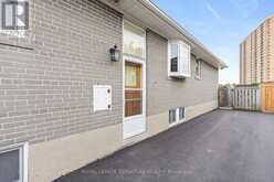 29 HEAVITREE DRIVE | Toronto Ontario | Slide Image Twenty-five