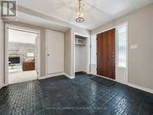 1320 GATEHOUSE DRIVE | Mississauga Ontario | Slide Image Five
