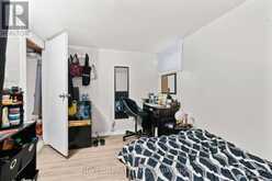 33 CLINE AVENUE N | Hamilton Ontario | Slide Image Seventeen