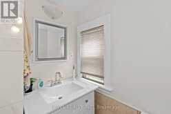 33 CLINE AVENUE N | Hamilton Ontario | Slide Image Eight