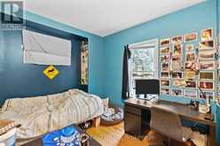 33 CLINE AVENUE N | Hamilton Ontario | Slide Image Nine