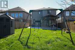 1121 MEDWAY PARK DRIVE | London Ontario | Slide Image Eight
