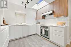 10 EARL STREET | Toronto Ontario | Slide Image Nine