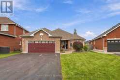 5 PADFIELD DRIVE | Clarington Ontario | Slide Image Two