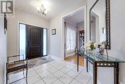 164 GOLDEN GATE CIRCLE | Vaughan Ontario | Slide Image Four