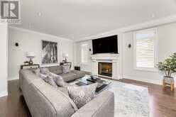 244 FREDERICK CURRAN LANE | Newmarket Ontario | Slide Image Eleven