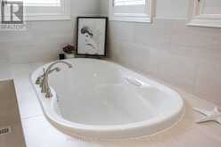 244 FREDERICK CURRAN LANE | Newmarket Ontario | Slide Image Thirty-seven