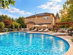 785 QUANTRA CRESCENT Newmarket Ontario, L3X 1M9