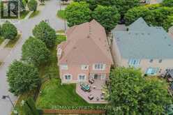 6 ELYSSA DRIVE | Richmond Hill Ontario | Slide Image Three