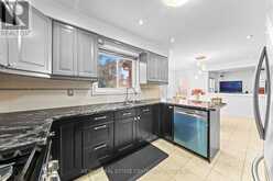 2 HOLLYBURN COURT | Vaughan Ontario | Slide Image Nineteen