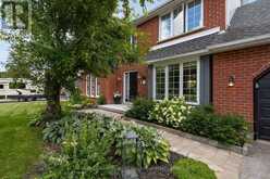 39 HOWARD DRIVE | Oro-Medonte Ontario | Slide Image Three