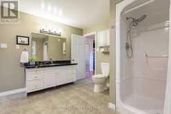 20 RUE ERIC | Penetanguishene Ontario | Slide Image Thirteen