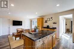 20 RUE ERIC | Penetanguishene Ontario | Slide Image Six