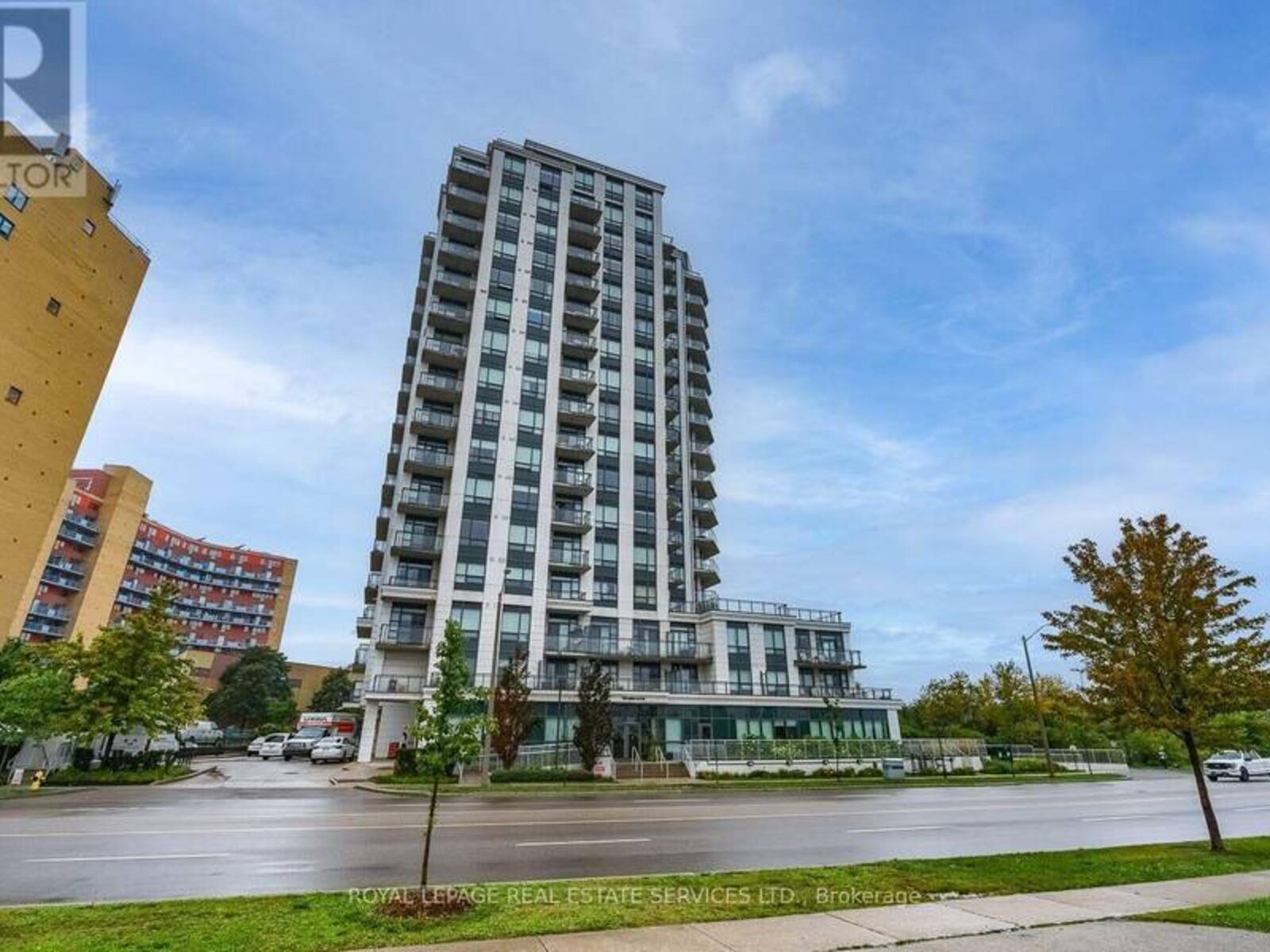 601 - 840 QUEENS PLATE DRIVE, Toronto, Ontario M9W 0E7