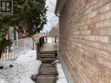 39 APRIL GARDENS | Aurora Ontario | Slide Image Thirty-six