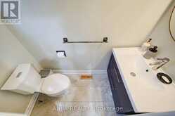 58 SUMMERFELDT CRESCENT | Markham Ontario | Slide Image Twelve
