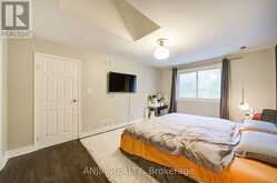 58 SUMMERFELDT CRESCENT | Markham Ontario | Slide Image Nineteen