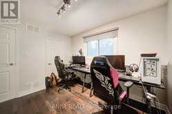 58 SUMMERFELDT CRESCENT | Markham Ontario | Slide Image Twenty-five