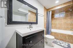 58 SUMMERFELDT CRESCENT | Markham Ontario | Slide Image Thirty-three