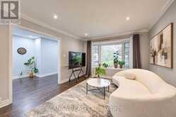 58 SUMMERFELDT CRESCENT | Markham Ontario | Slide Image Four