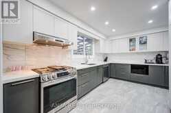 58 SUMMERFELDT CRESCENT | Markham Ontario | Slide Image Nine