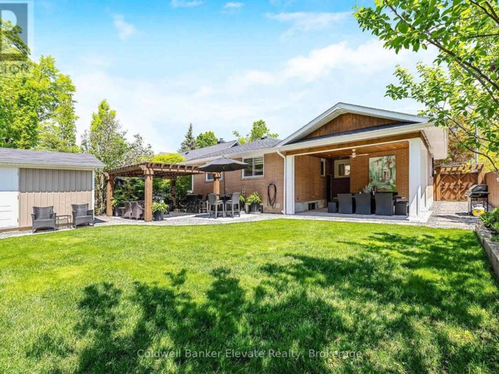 21 MARKET STREET, Halton Hills, Ontario L7G 3B9