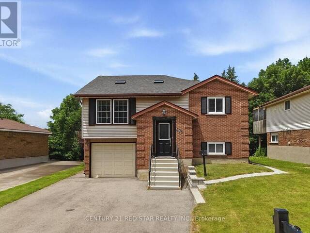 475 FORFAR STREET E Fergus Ontario, N1M 3H6 - 4 Bedrooms Home For Sale