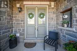 8 CALLON DRIVE | Hamilton Ontario | Slide Image Four