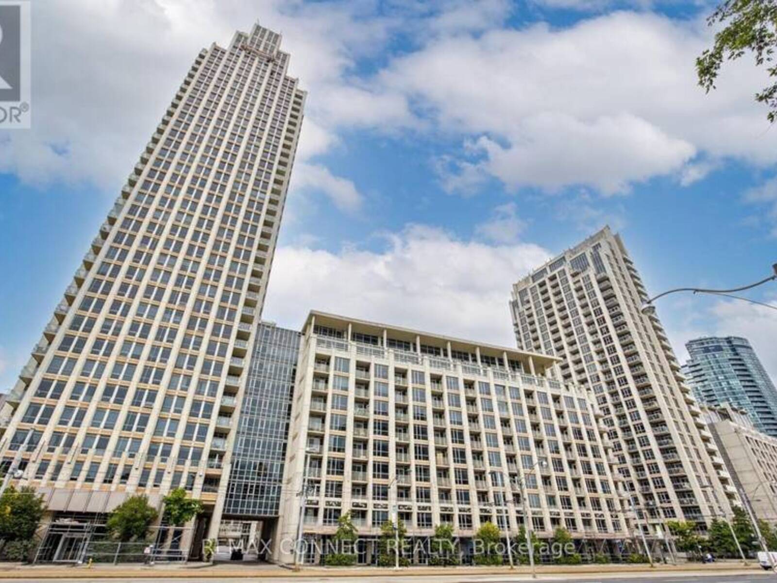 PH1 - 628 FLEET STREET, Toronto, Ontario M5V 1A8