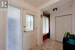 781 PAM CRESCENT | Newmarket Ontario | Slide Image Three