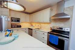 781 PAM CRESCENT | Newmarket Ontario | Slide Image Six