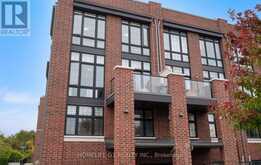 1 WHITAKER WAY | Whitchurch-Stouffville Ontario | Slide Image Four