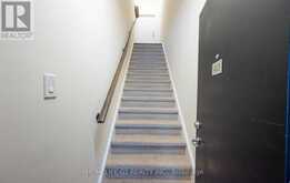 1 WHITAKER WAY | Whitchurch-Stouffville Ontario | Slide Image Nine