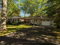 9 CABELL ROAD Tiny Ontario, L0L 1P1