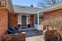 258 SHOREACRES ROAD | Burlington Ontario | Slide Image Eight