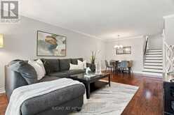 20 MONO COURT | Brampton Ontario | Slide Image Ten