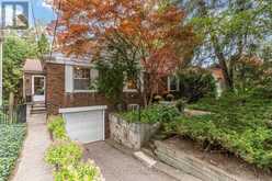 30 BARBARA CRESCENT | Toronto Ontario | Slide Image Four
